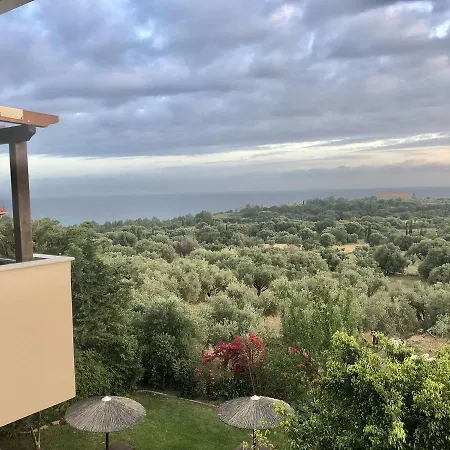 Galini Τραπεζάκι
